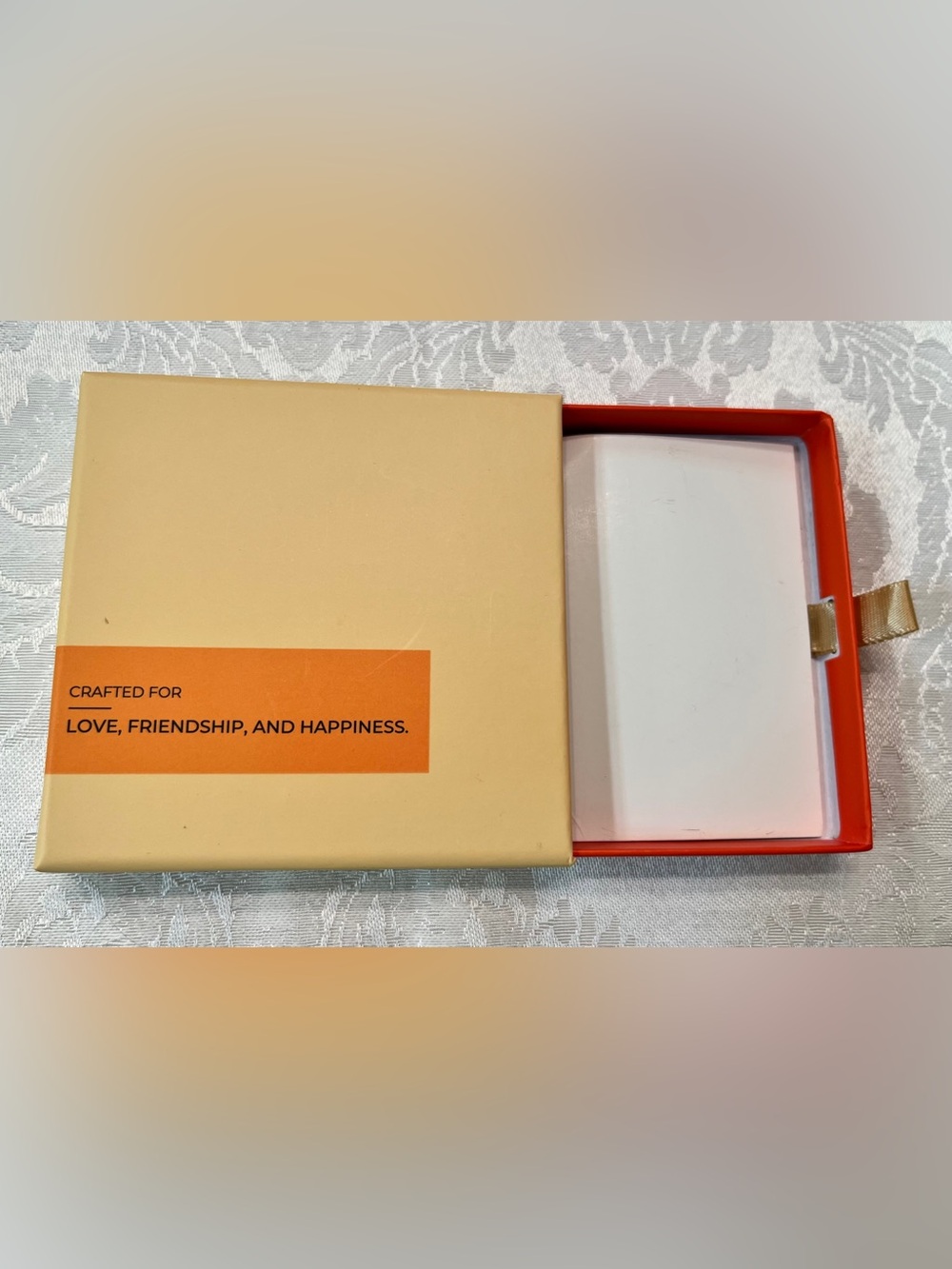 Jewelry Gift Box “Crafted for Love, Friendship and Happiness” - Picture 2 of 3